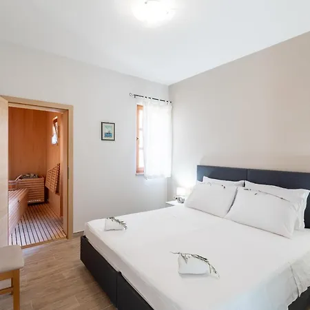 빌라 Seafront Stone